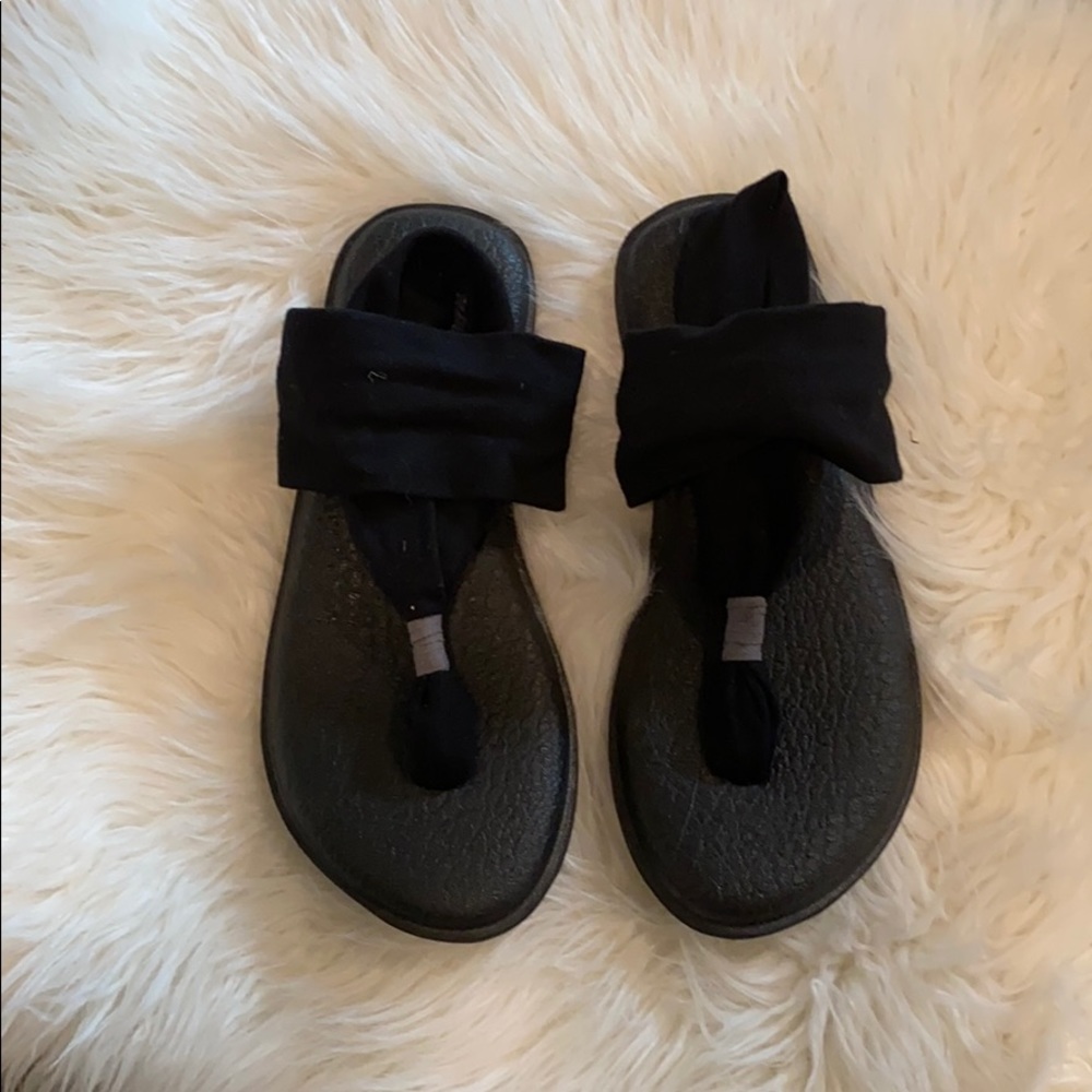 Sanuk sandals